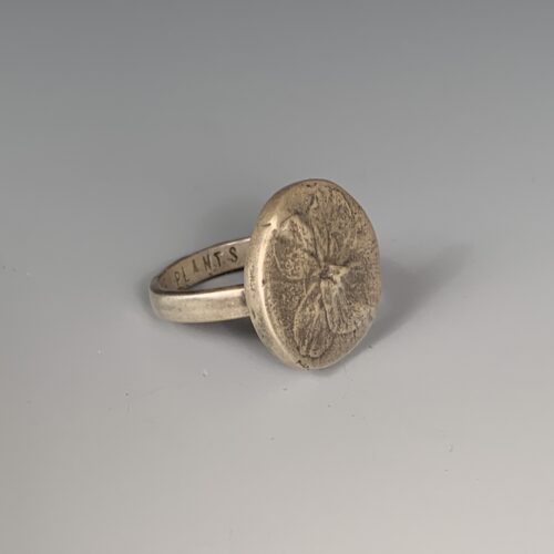 Pressed Clover Ring - Image 3