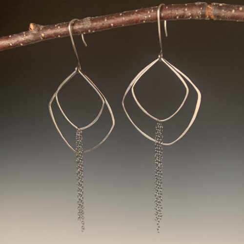 Oxidized "Catarata" Earrings - Image 3