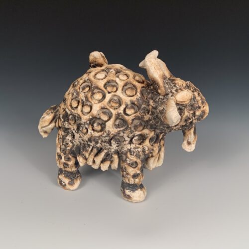 Obvara Sheep with Bird - Image 4