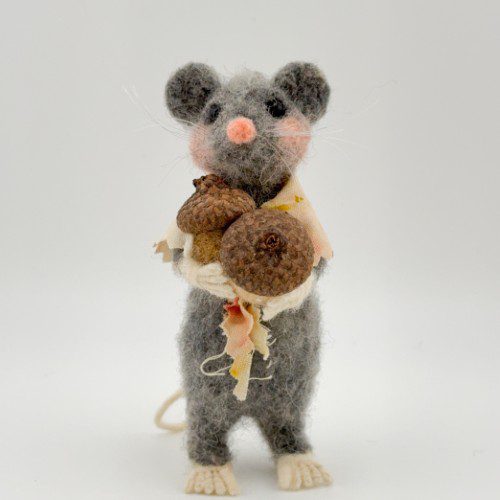 Needle Felted Mouse with Acorns