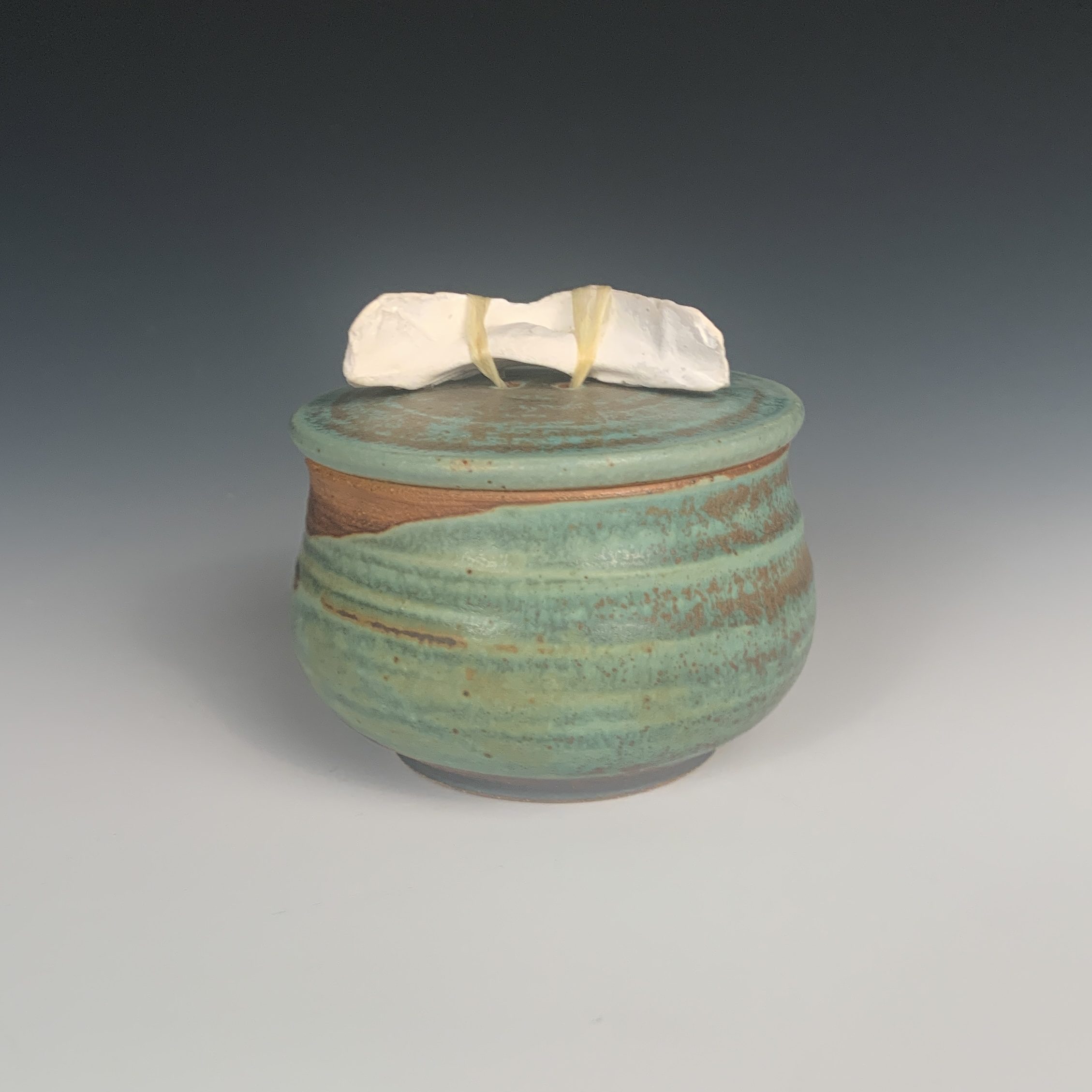 Sugar Bowl w/ Seashell Knob - Image 3