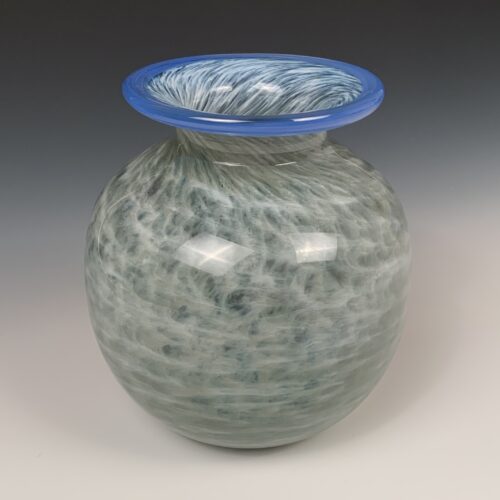 Cloudy Sky Glass Vase - Image 3