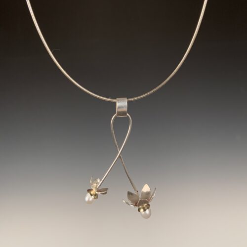 Alternative view of Shooting Star Flower Necklace