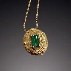 Kennedy-Kristin-necklace-green stone