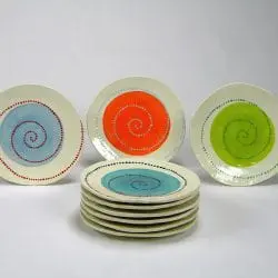 Moran-Erin-swirl-lunch-plates