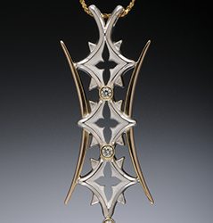 Venitian-Pendant-Katherine-Rudolph4